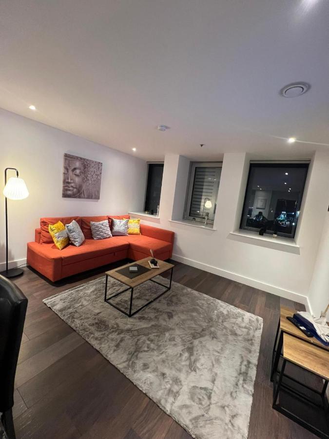 Spacious Sleep 7 Flat 20 Mins Central London Bp65 Ngoại thất bức ảnh